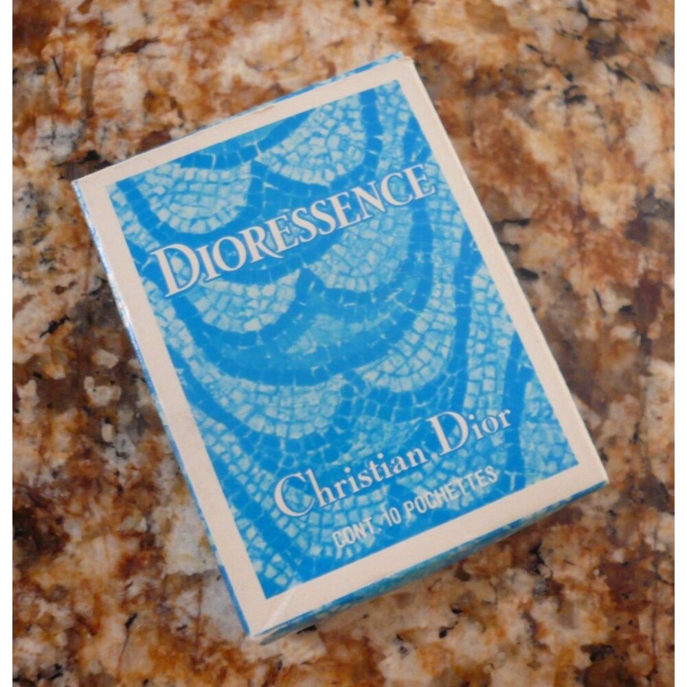 Vintage Early 1970's Christian Dior Dioressence 9 Perfume Wipe Packets in Box - Picture 2 of 5